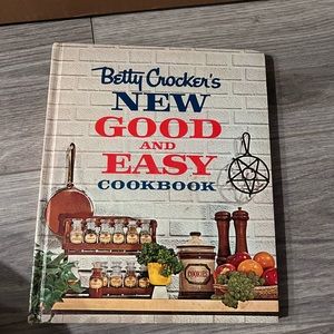Cookbook: Betty Crocker new and easy!
